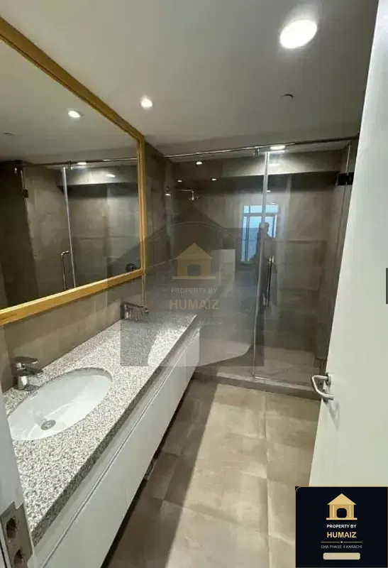 3-Bedroom Luxury Apartment (Sea Facing, 5 Bath, Suite 78) at The Views For Sale in DHA Phase 8 Karachi — Photograph 4