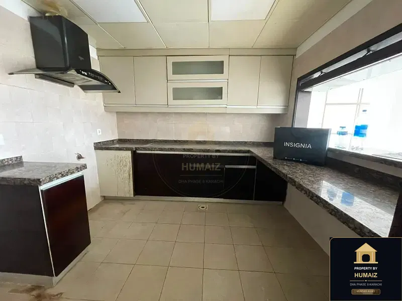 2-Bedroom Luxury Apartment (Sea Facing, 3 Bath, Suite 16) at Pearl Towers For Rent in DHA Phase 8 Karachi — Photograph 3