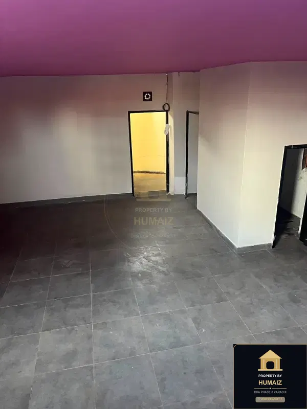 92 Sq. Yd. Commercial Retail Shop (Basement, 1 Bath, Unit 5) on Zulfiqar Commercial For Rent in DHA Phase 8 Karachi — Photograph 2