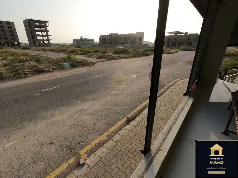 100 Sq. Yd. Commercial Building on Peninsula Commercial For Sale in DHA Phase 8 Karachi — Photograph 16