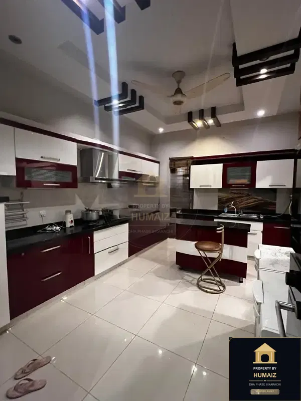 500 Sq. Yd. 6-Bedroom Luxury Villa on Khayaban-e-Tariq For Sale in DHA Phase 8 Karachi — Photograph 33