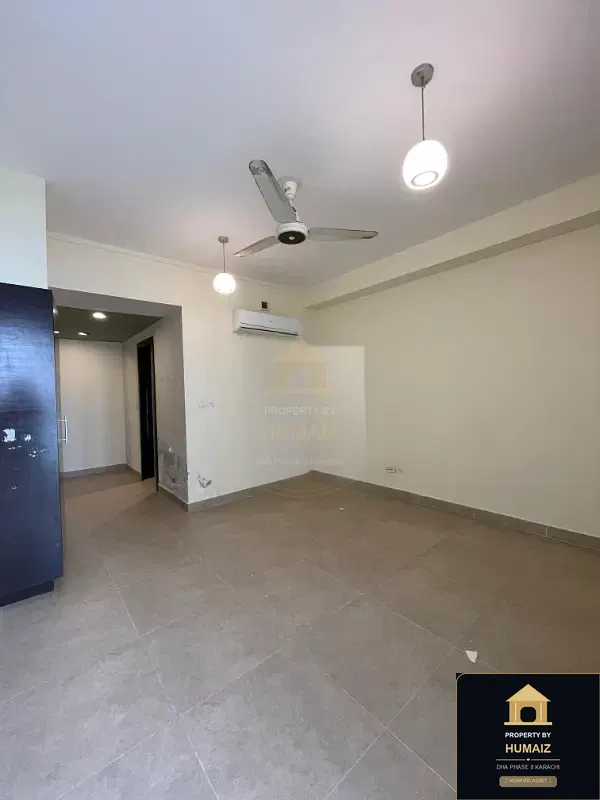 3-Bedroom Luxury Apartment (Sea Facing, 5 Bath, Suite 15) at Coral Towers For Sale in DHA Phase 8 Karachi — Photograph 30