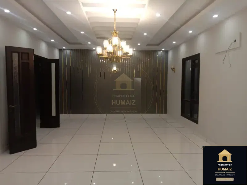 666 Sq. Yd. 6-Bedroom Luxury Villa (Basement, 7 Bath, Residence 25) in DHA Phase 8 For Sale in DHA Phase 8 Karachi — Photograph 2
