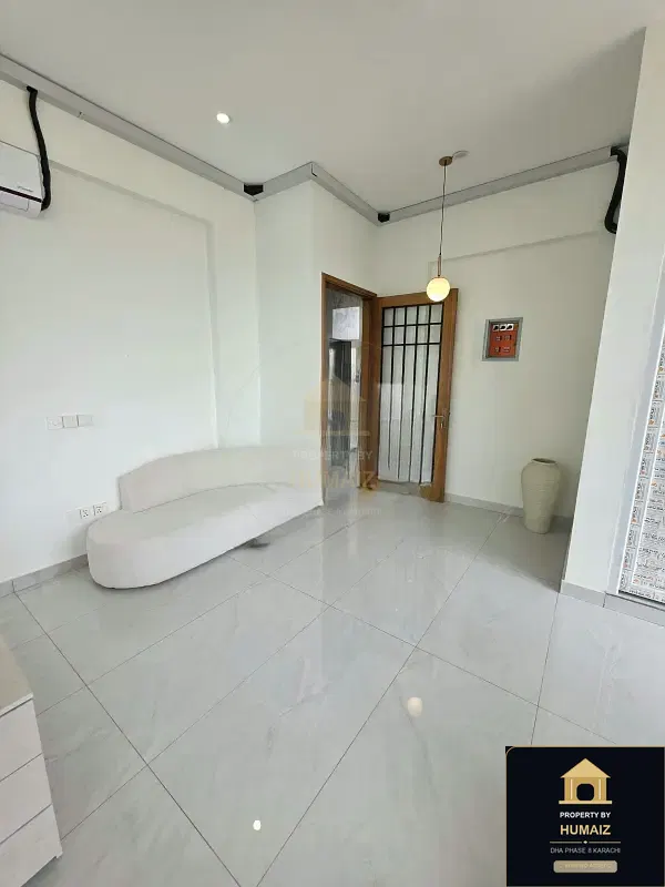200 Sq. Yd. Corporate Office Space (Corner, 1 Bath, Unit 4) on Al-Murtaza Commercial For Rent in DHA Phase 8 Karachi — Photograph 8