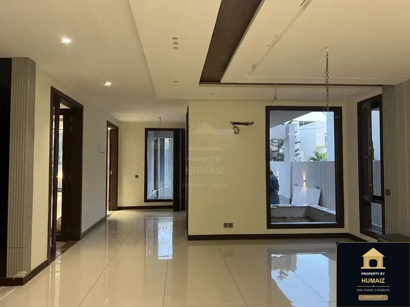 500 Sq. Yd. 6-Bedroom Luxury Villa (Private Pool, 6 Bath, Residence 6) in Zone A For Sale in DHA Phase 8 Karachi — Photograph 7