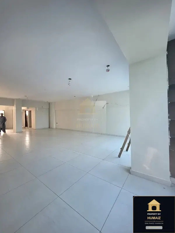 144 Sq. Yd. Corporate Office Space on Al-Murtaza Commercial For Rent in DHA Phase 8 Karachi — Photograph 6