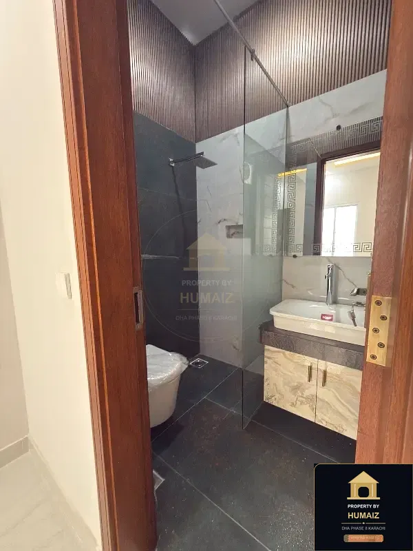 100 Sq. Yd. 4-Bedroom Luxury Villa (West Open, 5 Bath, Residence 9) in DHA Phase 8 For Sale in DHA Phase 8 Karachi — Photograph 10