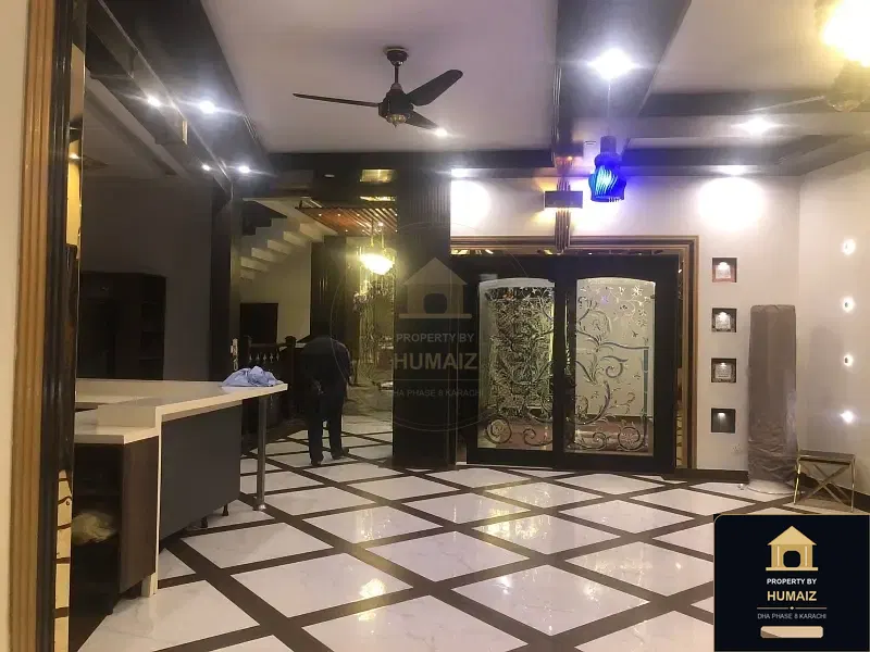 1,000 Sq. Yd. 7-Bedroom Luxury Villa (Basement, 6 Bath, Residence 9) in DHA Phase 8 For Sale in DHA Phase 8 Karachi — Photograph 8