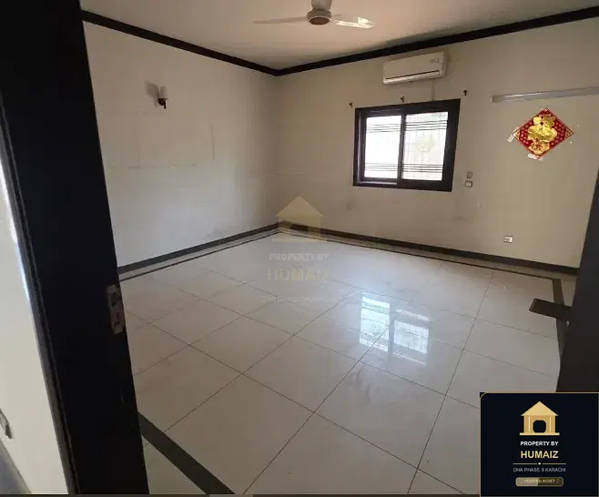 3-Bedroom Upper/Lower Portion (Brand New, 4 Bath, Unit 28) in DHA Phase 8 For Rent in DHA Phase 8 Karachi — Photograph 2