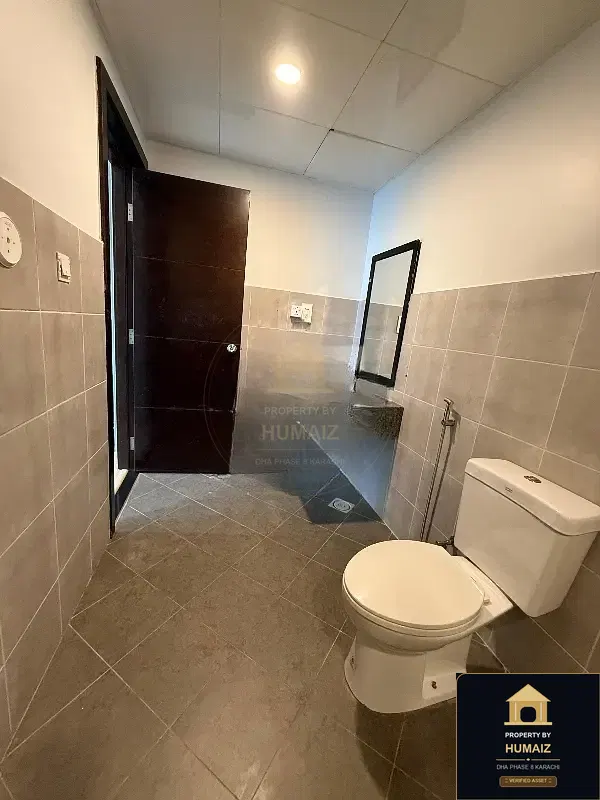 3-Bedroom Luxury Apartment (Sea Facing, 4 Bath, Suite 29) at Pearl Towers For Sale in DHA Phase 8 Karachi — Property by Humaiz Architectural Asset