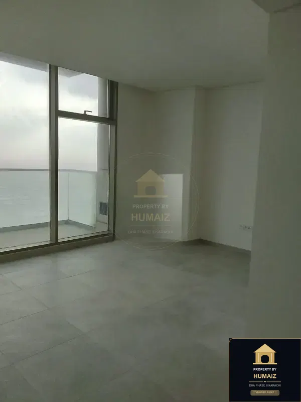 3-Bedroom Luxury Apartment (Sea Facing, 5 Bath, Suite 9) at Emaar Oceanfront For Rent in DHA Phase 8 Karachi — Photograph 15