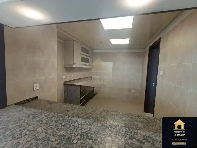 4-Bed Luxury Penthouse (Sea Facing, 5 Bath, Suite 1) at Pearl Towers For Rent in DHA Phase 8 Karachi — Photograph 13