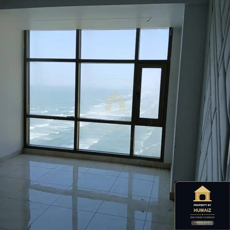 4-Bedroom Luxury Apartment (Sea Facing, 6 Bath, Suite 9) at Pearl Towers For Sale in DHA Phase 8 Karachi — Photograph 11