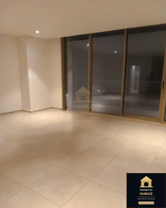 1-Bedroom Luxury Apartment (Sea Facing, 2 Bath, Suite 2) at Reef Towers For Rent in DHA Phase 8 Karachi — Photograph 2