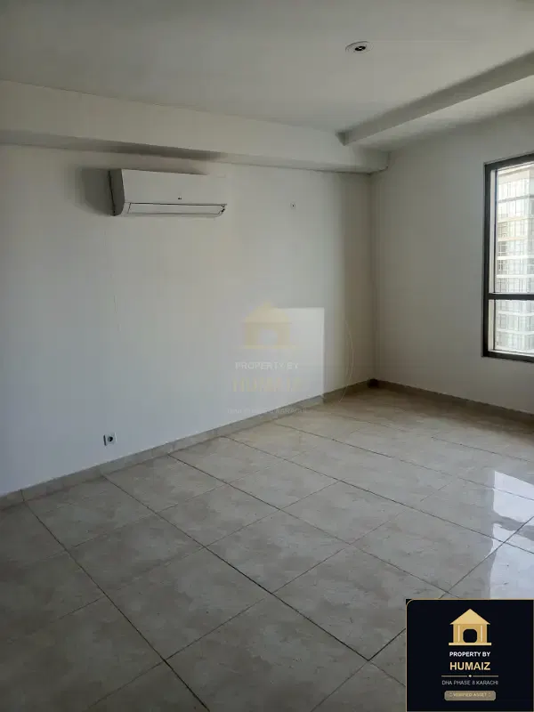 3-Bedroom Luxury Apartment (Sea Facing, 5 Bath, Suite 6) at Pearl Towers For Rent in DHA Phase 8 Karachi — Photograph 14