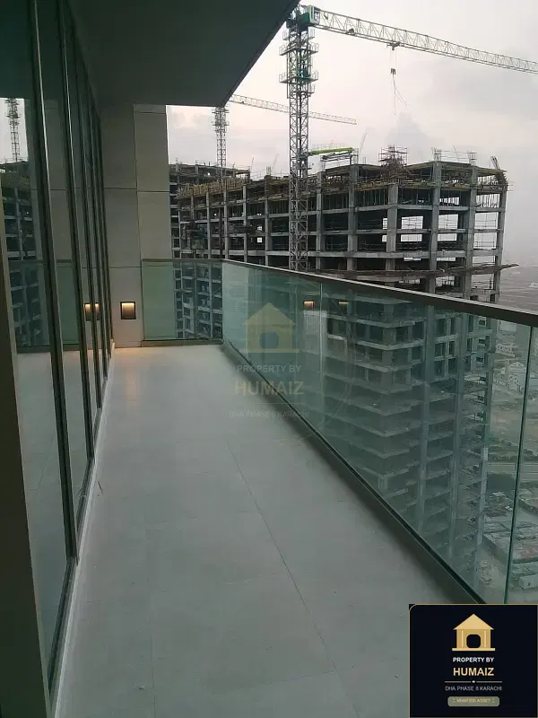 2-Bedroom Luxury Apartment (Sea Facing, 3 Bath, Suite 47) at The Views For Rent in DHA Phase 8 Karachi — Photograph 4