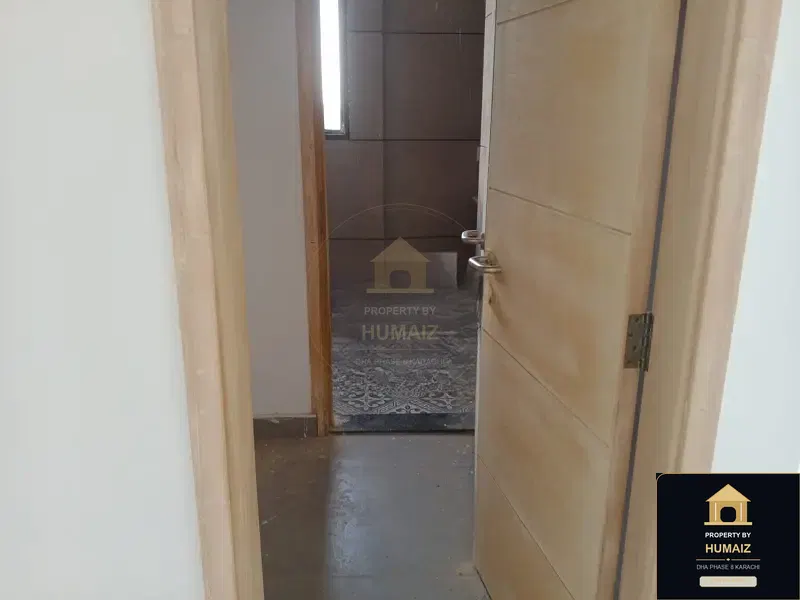 250 Sq. Yd. Corporate Office Space on Zulfiqar Commercial For Rent in DHA Phase 8 Karachi — Photograph 45