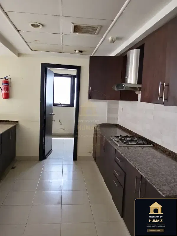 4-Bedroom Luxury Apartment (5 Bath, Suite 5) at Coral Towers For Rent in DHA Phase 8 Karachi — Photograph 20
