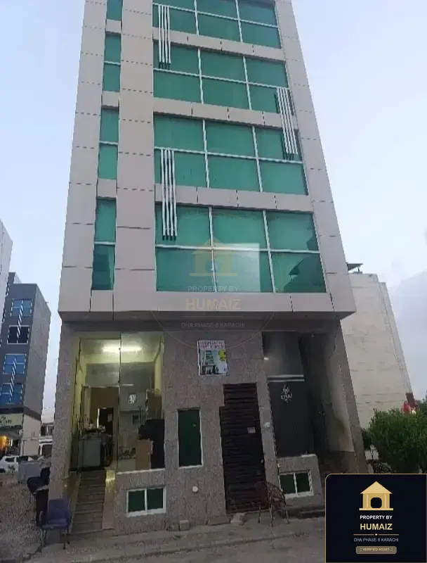 44 Sq. Yd. Commercial Retail Shop on Zulfiqar Commercial For Sale in DHA Phase 8 Karachi — Photograph 2
