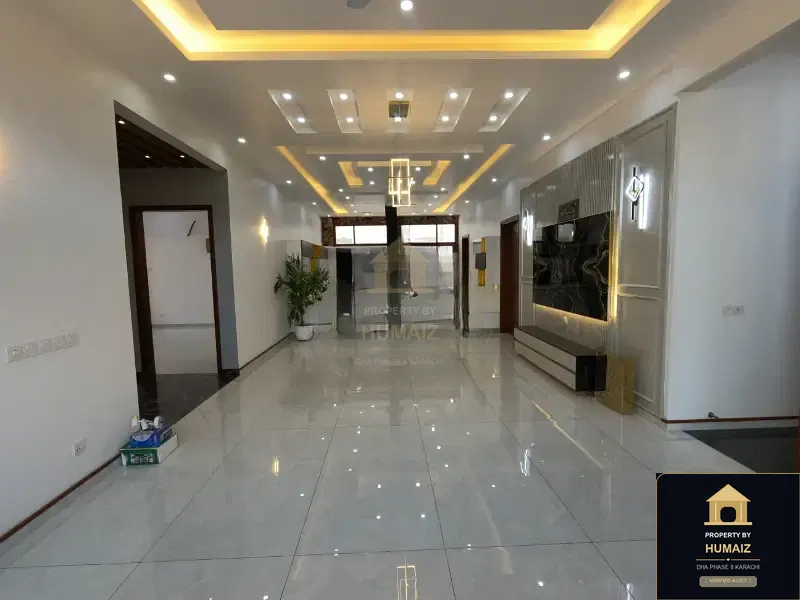 500 Sq. Yd. 5-Bedroom Luxury Villa (Private Pool, 6 Bath, Residence 1) in Zone A For Sale in DHA Phase 8 Karachi — Photograph 7