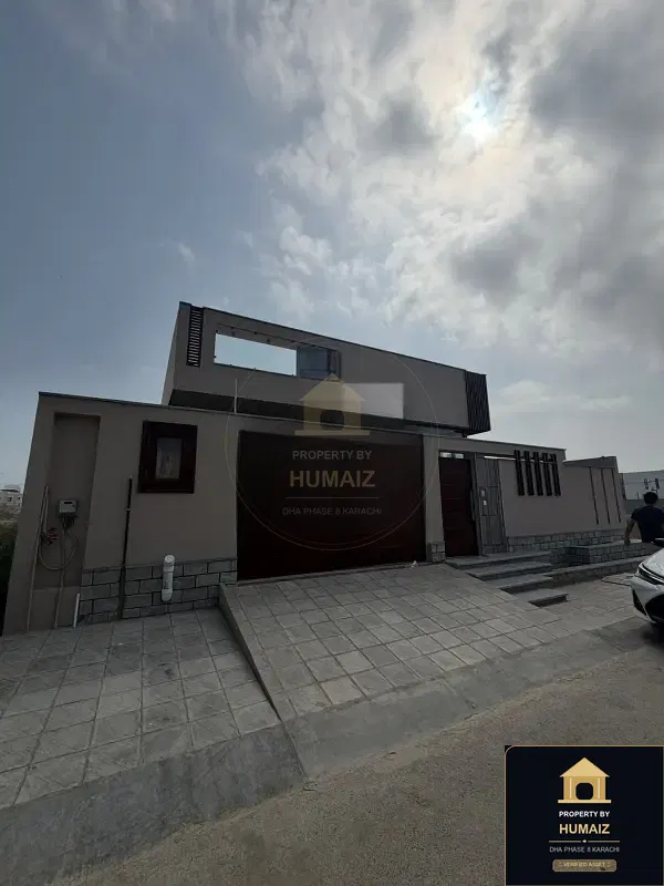 500 Sq. Yd. 3-Bedroom Luxury Villa in Zone A For Rent in DHA Phase 8 Karachi — Photograph 2