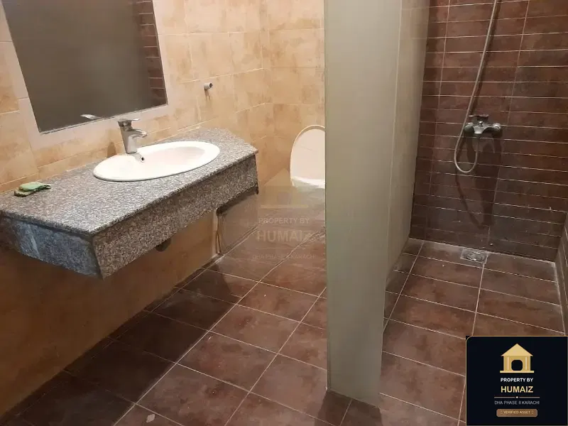 3-Bedroom Upper/Lower Portion (3 Bath, Unit 3) in Zone A For Rent in DHA Phase 8 Karachi — Photograph 19