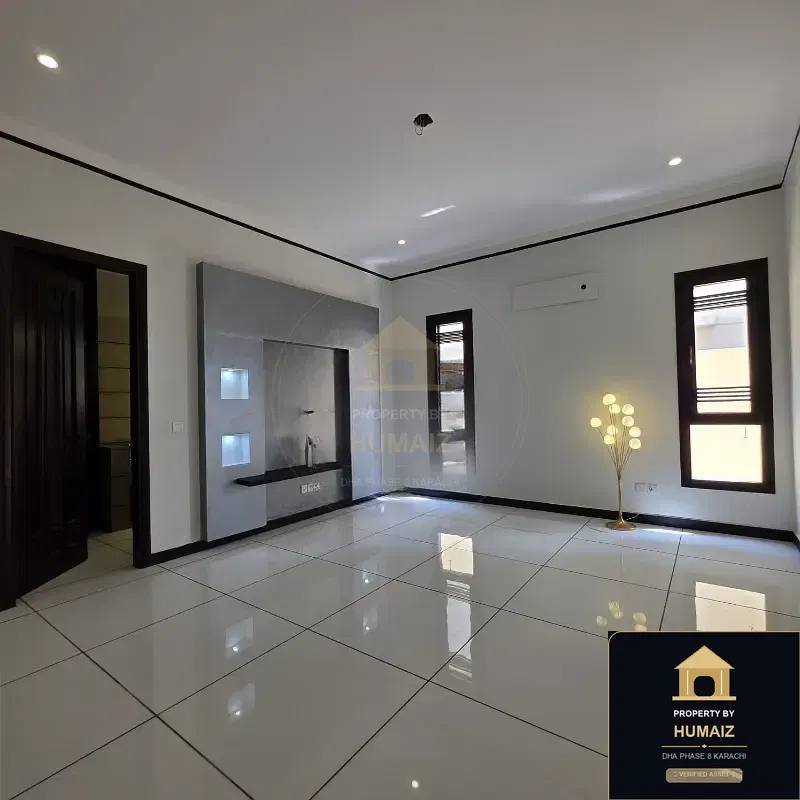 666 Sq. Yd. 6-Bedroom Luxury Villa (Basement, 6 Bath, Residence 2) in Khayaban-e-Iqbal For Sale in DHA Phase 8 Karachi — Photograph 5