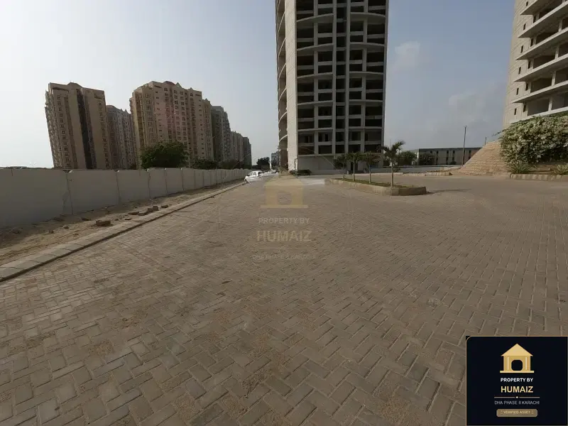 3-Bedroom Luxury Apartment (3 Bath, Suite 11) at The Arkadians For Sale in DHA Phase 8 Karachi — Photograph 3