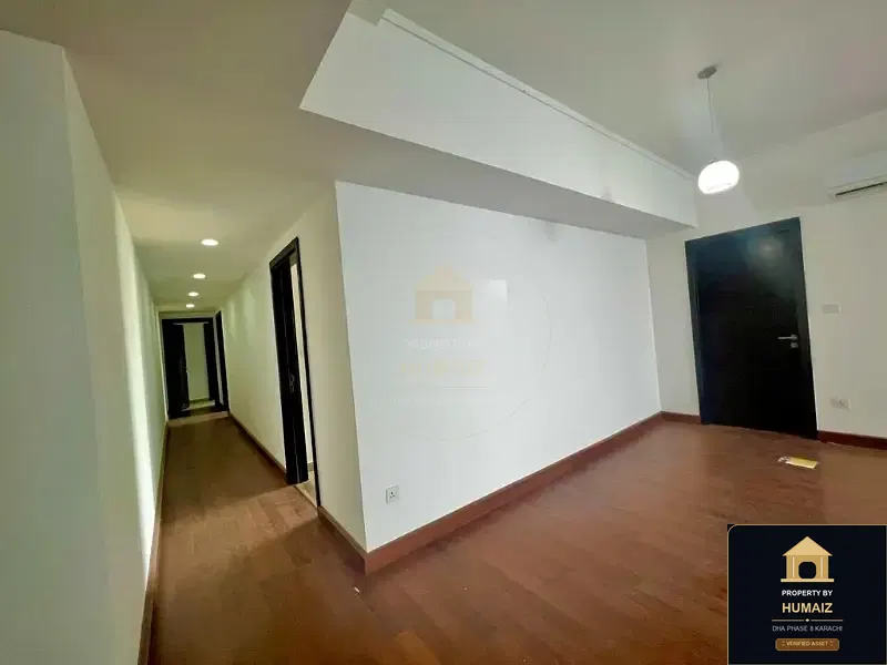 4-Bedroom Luxury Apartment (5 Bath, Suite 5) at Coral Towers For Sale in DHA Phase 8 Karachi — Photograph 5