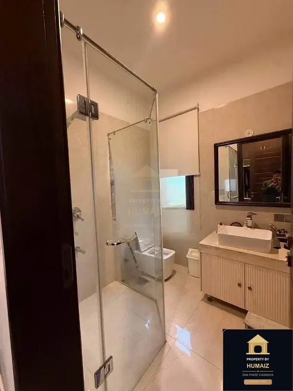 500 Sq. Yd. 4-Bedroom Luxury Villa on Khayaban-e-Iqbal For Rent in DHA Phase 8 Karachi — Photograph 9