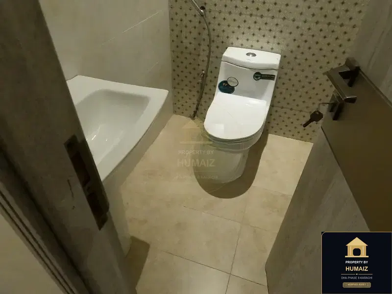 2-Bedroom Luxury Apartment (Sea Facing, 2 Bath, Suite 43) at HMR Waterfront For Sale in DHA Phase 8 Karachi — Photograph 8