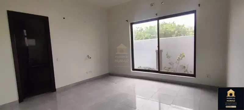 3-Bedroom Upper/Lower Portion (3 Bath, Unit 55) in DHA Phase 8 For Rent in DHA Phase 8 Karachi — Photograph 19
