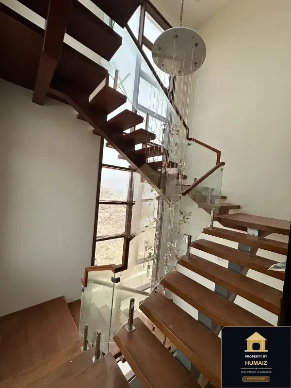 500 Sq. Yd. 5-Bedroom Luxury Villa (Sea Facing, 6 Bath, Residence 45) in DHA Phase 8 For Sale in DHA Phase 8 Karachi — Photograph 3