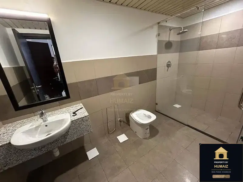 3-Bedroom Luxury Apartment (Private Pool, 4 Bath, Suite 10) at Reef Towers For Rent in DHA Phase 8 Karachi — Photograph 8