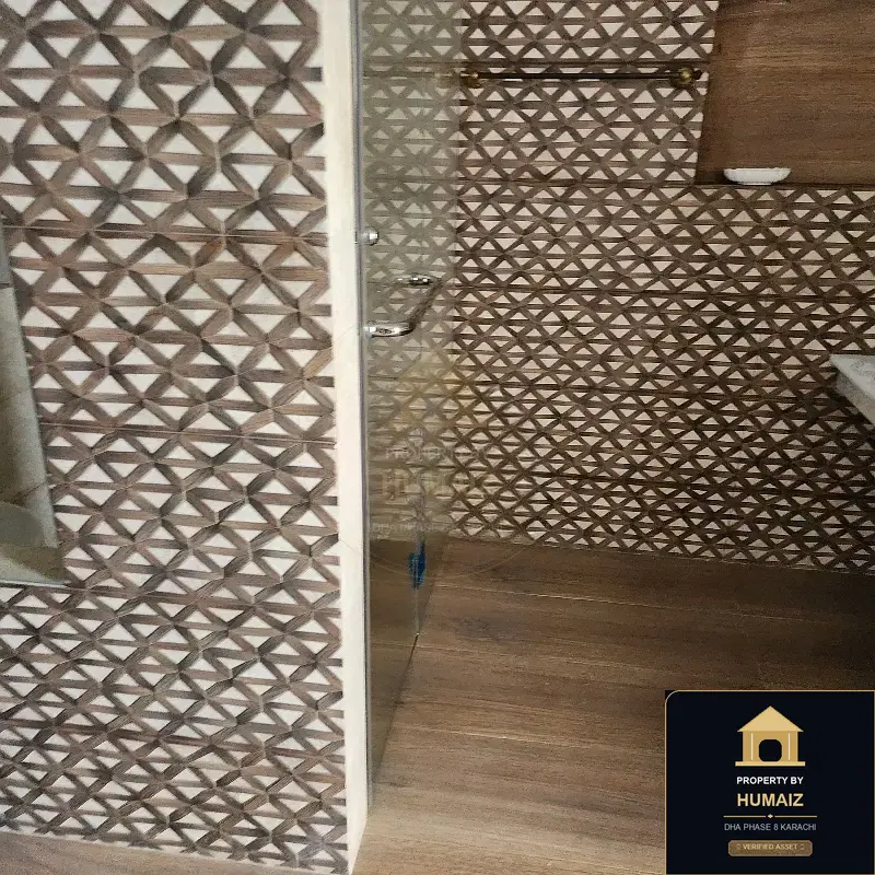 500 Sq. Yd. 6-Bedroom Luxury Villa (West Open, 6 Bath, Residence 5) in Zone B For Sale in DHA Phase 8 Karachi — Photograph 8