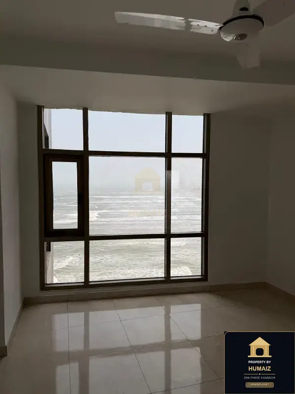 3-Bedroom Luxury Apartment (Sea Facing, 5 Bath, Suite 10) at Pearl Towers For Sale in DHA Phase 8 Karachi — Photograph 6