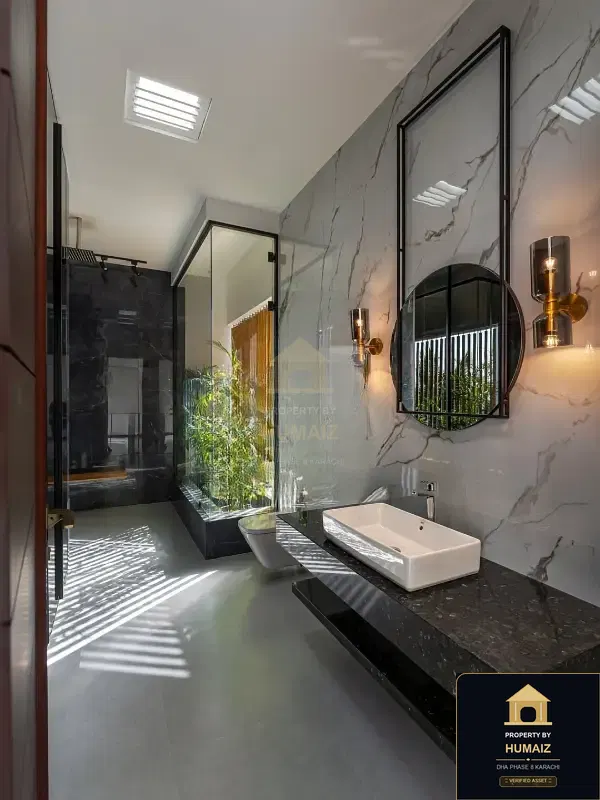 1,080 Sq. Yd. 6-Bedroom Luxury Villa in DHA Phase 8 For Rent in DHA Phase 8 Karachi — Photograph 4