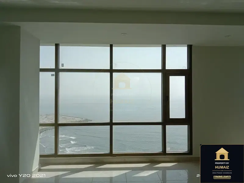 3-Bedroom Luxury Apartment (Sea Facing, 3 Bath, Suite 2) at Pearl Towers For Rent in DHA Phase 8 Karachi — Photograph 7