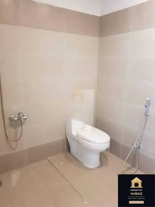 4-Bedroom Luxury Apartment (Basement, 5 Bath, Suite 1) on Al-Murtaza Commercial For Sale in DHA Phase 8 Karachi — Photograph 27