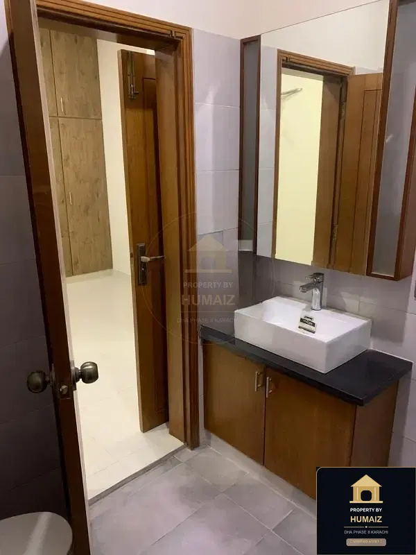 100 Sq. Yd. 3-Bedroom Luxury Villa (Basement, 3 Bath, Residence 4) in DHA Phase 8 For Sale in DHA Phase 8 Karachi — Photograph 6