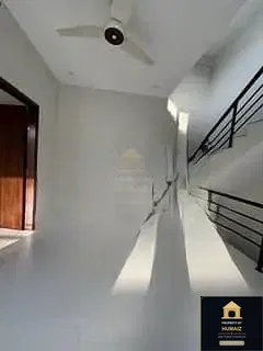 100 Sq. Yd. 4-Bedroom Luxury Villa (5 Bath, Residence 10) in DHA Phase 8 For Sale in DHA Phase 8 Karachi — Photograph 4