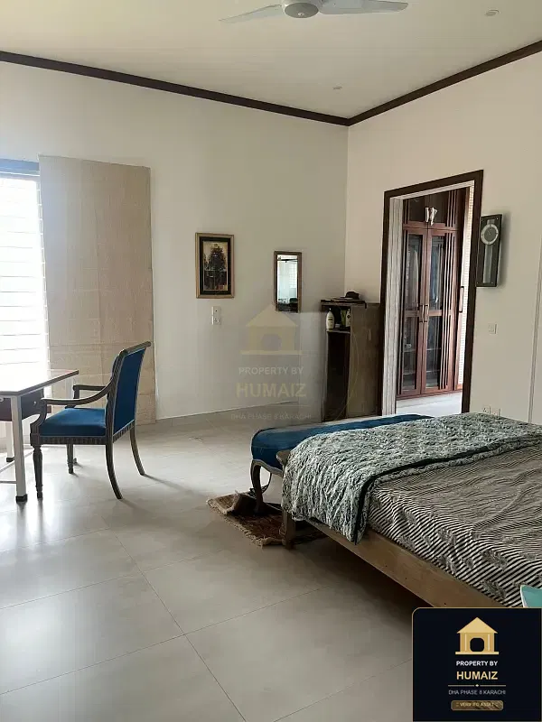 700 Sq. Yd. 6-Bedroom Luxury Villa on Khayaban-e-Faisal For Sale in DHA Phase 8 Karachi — Photograph 3