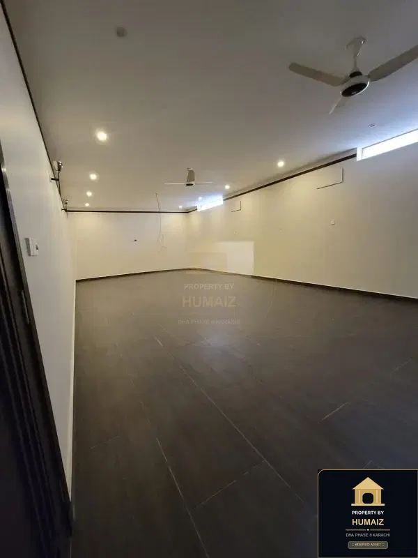 500 Sq. Yd. 6-Bedroom Luxury Villa (Private Pool, 6 Bath, Residence 4) in Zone B For Sale in DHA Phase 8 Karachi — Photograph 11