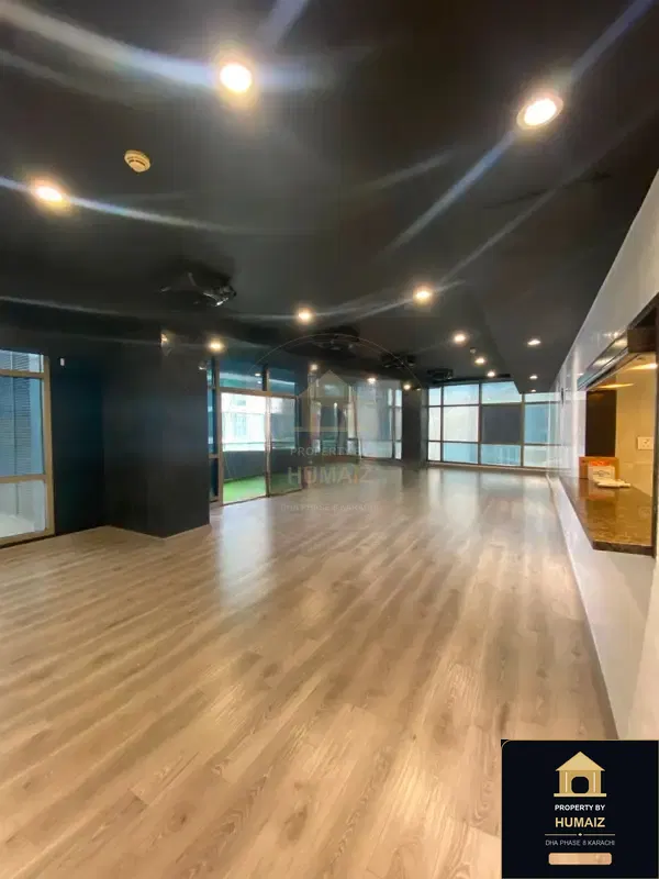 3-Bedroom Luxury Apartment (Brand New, 5 Bath, Suite 1) at Pearl Towers For Sale in DHA Phase 8 Karachi — Photograph 14